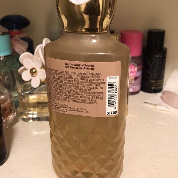 BATH & BODYWORKS NWOT - Picture 2 of 2